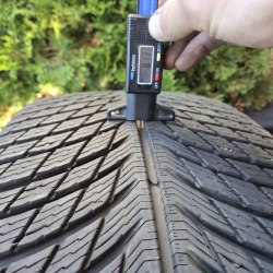 285 40 R23 Michelin Pilot Alpin 5 SUV 25г. Остаток 8.1мм 99%остаток