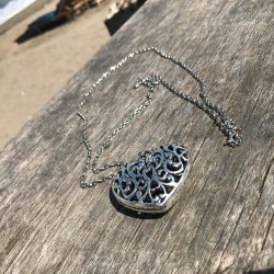 Ожерелье с сердцем на цепочке, металл, серебряный цвет
