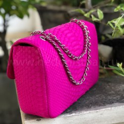 Сумка crossbody из кожи питона MAXI малиновая