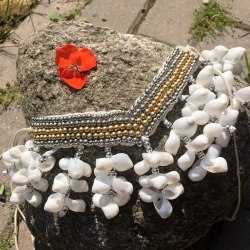 Ожерелье с ракушками