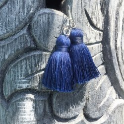 Серьги-кисточки синие 8 см