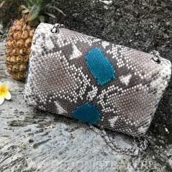 Сумка crossbody из натуральной кожи питона MIDI в натуральном цвете без покраски с бирюзовым