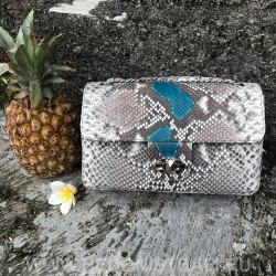 Сумка crossbody из натуральной кожи питона MIDI в натуральном цвете без покраски с бирюзовым