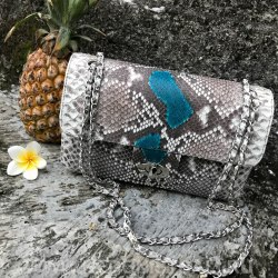 Сумка crossbody из натуральной кожи питона MIDI в натуральном цвете без покраски с бирюзовым