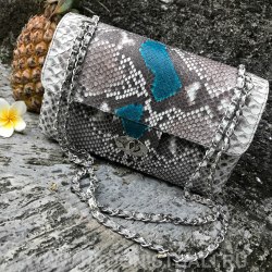 Сумка crossbody из натуральной кожи питона MIDI в натуральном цвете без покраски с бирюзовым