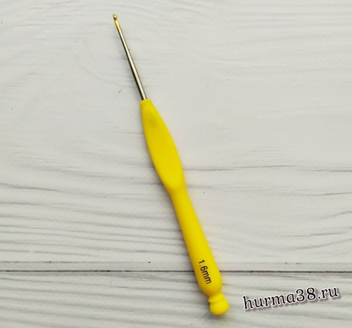 Крючок для вязания с пластиковой ручкой и золотым концом №1,6
