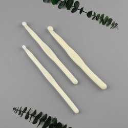 Набор пластиковых крючков для вязания, d=7/8/9 мм, 14 см (3 шт) арт. 2294147