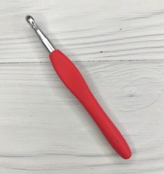 Крючок для вязания с каучуковой ручкой №10