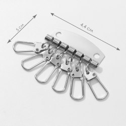 Основа для ключницы, 6 карабинов, 44 × 50 мм, цвет серебряный арт. 3780073
