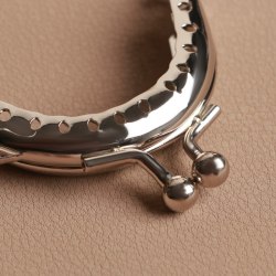 Фермуар пришивной «Полукруг», с кольцом, 5,3 × 4,5 см, цвет серебряный арт. 7343996