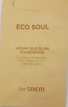 Веганская тональная основа с легкой шелковстой текстурой THE SAEM Eco Soul Vegan Silk Glam Foundation 21 light beige_1ml