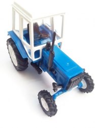 Модель трактора BELARUS-82 9545