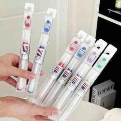 Зубная щетка (в пластиковом чехле) / арт. 283-21