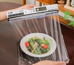 Пленка пищевая в коробке с резаком Ямазава, 30 м.(Япония) / арт. 289-73