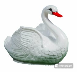 Садовая фигурка из гипса Кашпо лебедь(большое) 41*31см