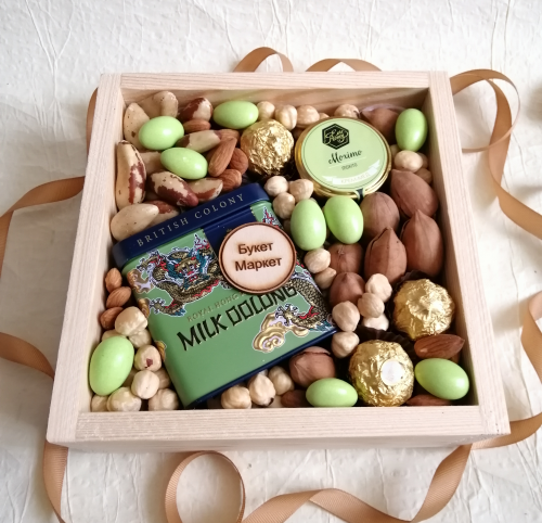 Подарочный набор с орехами - Подарунковий набір з горіхами та чаєм №249
