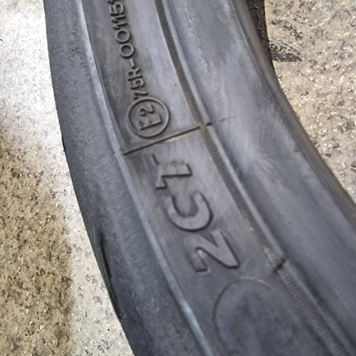 120 70 R17 Michelin Power GP 2ct. 50.20г. Сост. Нов.на фото остатки трека,снимается