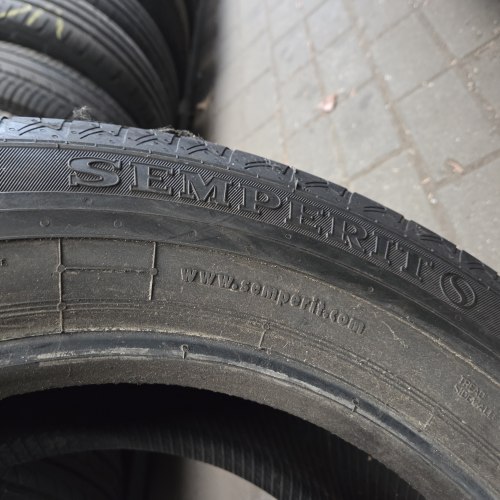 Пара шин 205 65 R15c Semperit Van-Life 14г. Остаток 99%