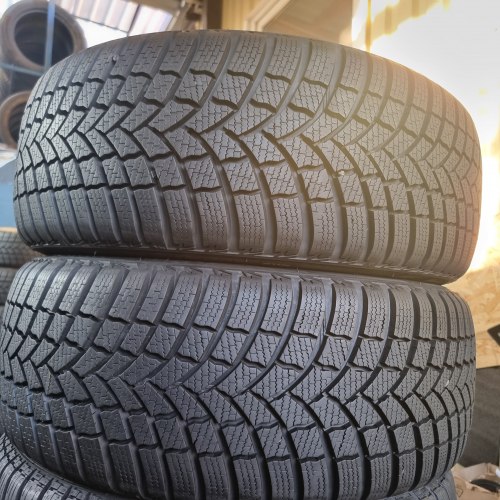 225 45 r17 Bridgestone Blizzak lm001 evo 30.18г. Как новая
