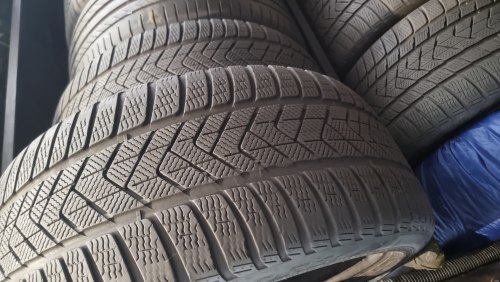 Комплект шин 315 35 R21 Pirelli Scorpion Winter 3 series. RSC run flat. 7mm 20г.