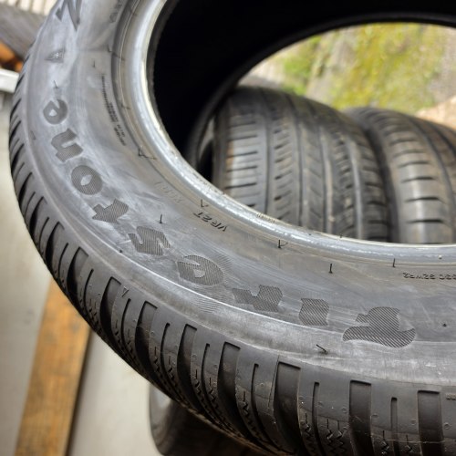 255 55 R18 Firestone Winterhawk4 8мм 21г.