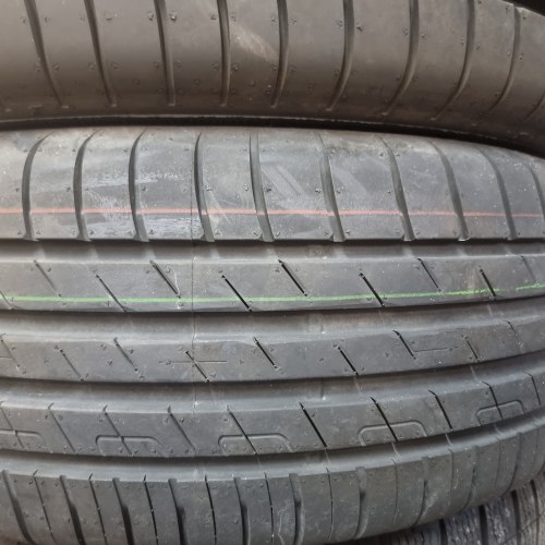 Комплект шин 225 55 R17 Goodyear Efficient grip performance. New 19г.