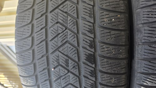 Пара шин 295 40 R21 Pirelli Scorpion winter остаток 5.5мм70% можно по штучно