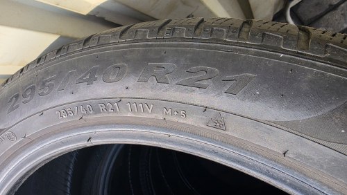 Пара шин 295 40 R21 Pirelli Scorpion winter остаток 5.5мм70% можно по штучно