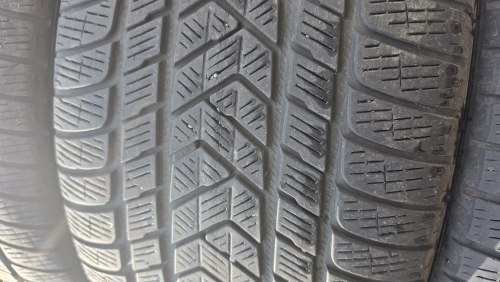 Пара шин 295 40 R21 Pirelli Scorpion winter остаток 5.5мм70% можно по штучно