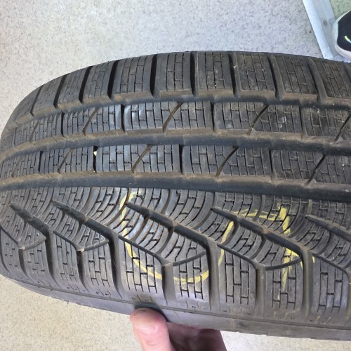 225 55 R17 Pirelli Sottozero 2 AO сост. Новой.