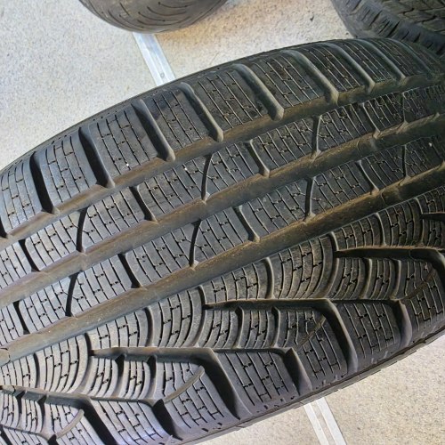 225 55 R17 Pirelli Sottozero 2 AO сост. Новой.