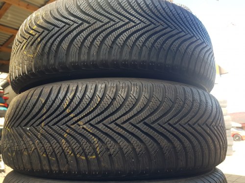 Пара шин 215 65 R17 Michelin Alpin 5 19г. Остаток 95%