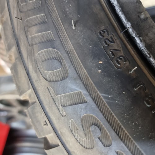 Комплект шин 255 50 R20 Bridgestone Blizzak lm 001 (AO) остаток 90% 19г