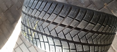 Пара шин 245 40 r20 Vredestein WintracPro 90% остаток. 7мм 21г.22г