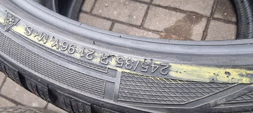 Пара шин 245 35 r21 Vredestein WintracPro 95% остаток. 7мм 22г. 20г