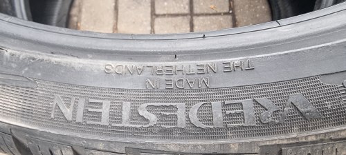 Пара шин 245 35 r21 Vredestein WintracPro 95% остаток. 7мм 22г. 20г