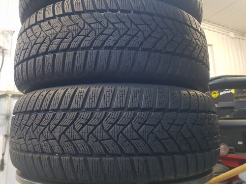 Комплект шин 205 55 R16 Dunlop Winter sport 5 остаток 90% 22г.