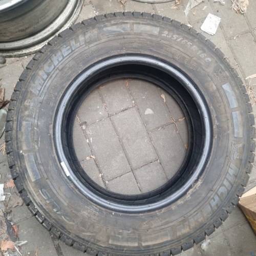 235 65 r16c Michelin Agilis 115/113R 19г. 9mm. Как новая