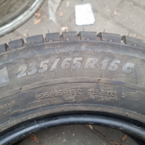 235 65 r16c Michelin Agilis 115/113R 19г. 9mm. Как новая