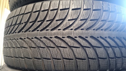 Комплект шин 265 60 R18 Michelin Latitude alpin la2 остаток 90%