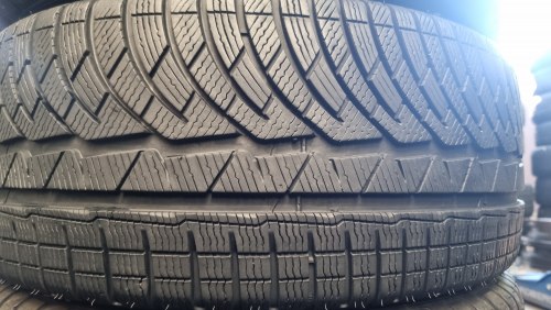 Комплект шин 255 40 R19 Michelin Pilot alpin pa4 7mm. остаток 90%