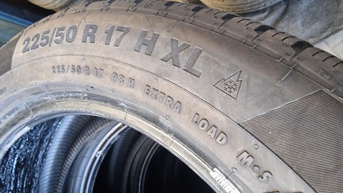 Комплект шин 225 50 R17 Continental WinterContact ts850p conti seal 20-22г. остаток 85%