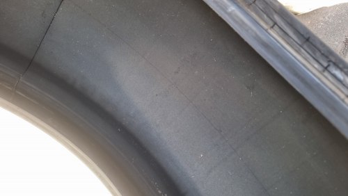 275 35 r21 Pirelli Pzero rsc 23г.сосояние новой 99% остаток 7мм(прокол)