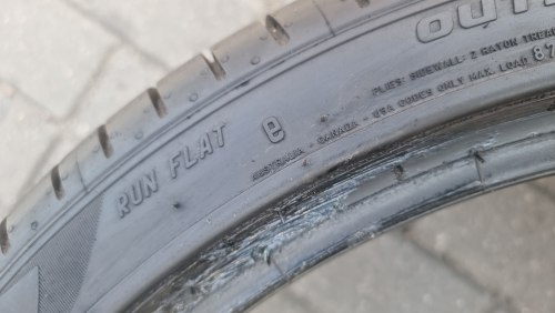 275 35 r21 Pirelli Pzero rsc 23г.сосояние новой 99% остаток 7мм(прокол)