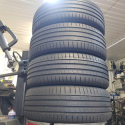 Комплект шин 225 50 r18 Pirelli Pzero pz4. bmw 99w 90%остаток
