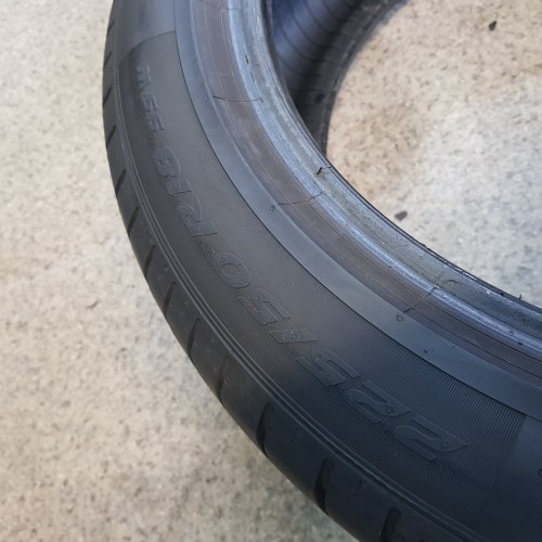 Комплект шин 225 50 r18 Pirelli Pzero pz4. bmw 99w 90%остаток