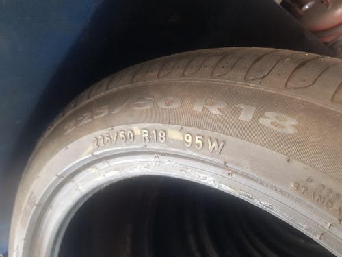 Комплект шин 225 50 R18 Pirelli Cinturato P7 RSC остаток 90%