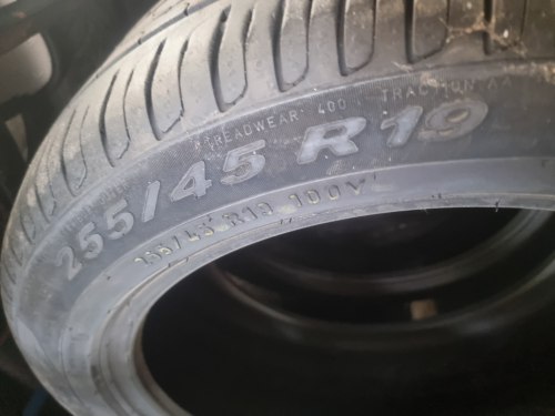 Пара шин 255 45 R19 Pirelli Scorpion verde 23г. Остаток 95%