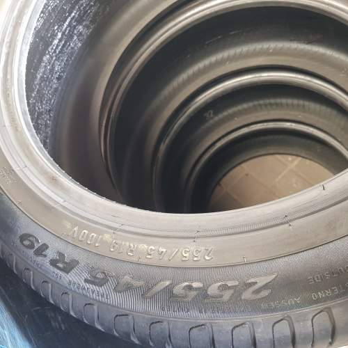 Комплект шин 255 45 R19 Pirelli Scorpion verde 23г. Остаток 95%