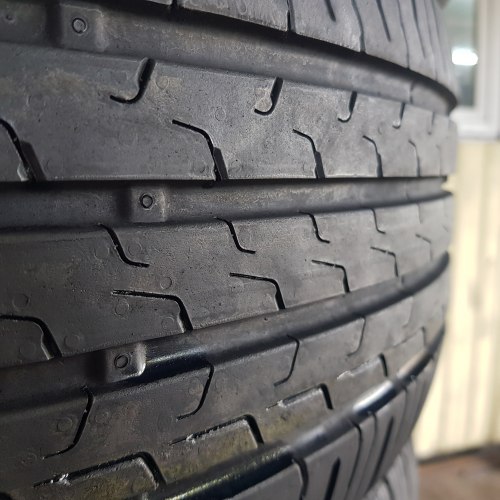 Комплект шин 215 45 R20 Continental Eco contact 6 conti seal 21-22г остаток 99%